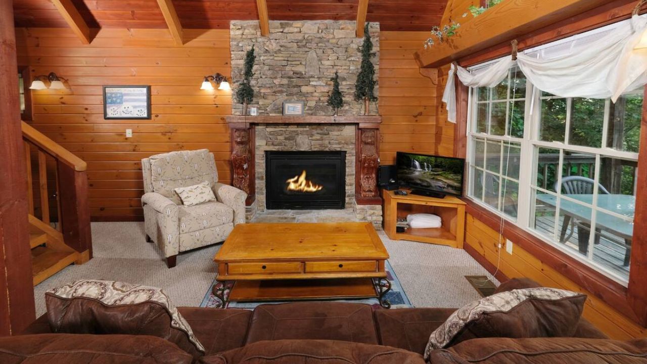 How Our Team Handles All Aspects of Your Cabin Rental How Our Team Handles All Aspects of Your Cabin Rental