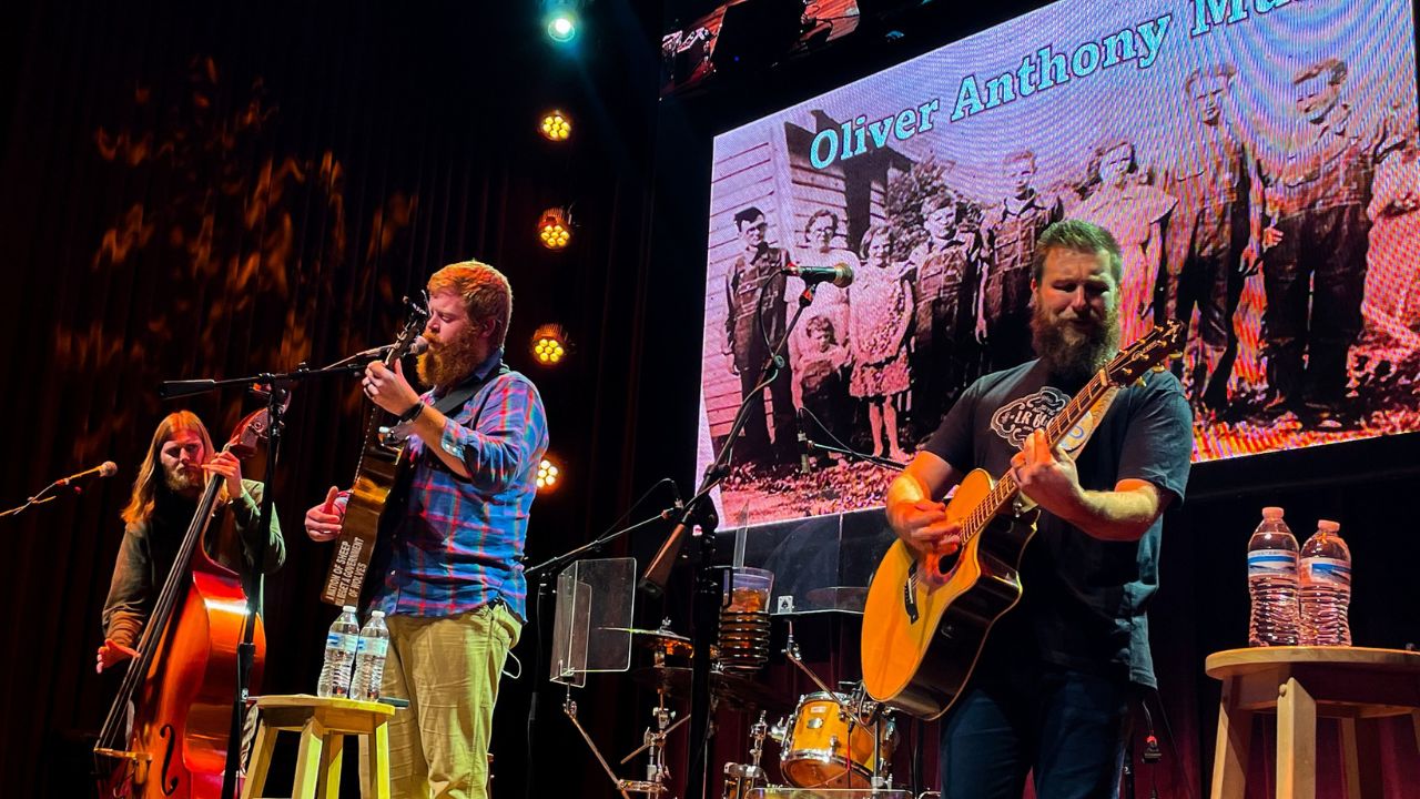 Cabins Near Gatlinburg's Best Live Music Venues Cabins Near Gatlinburg's Best Live Music Venues