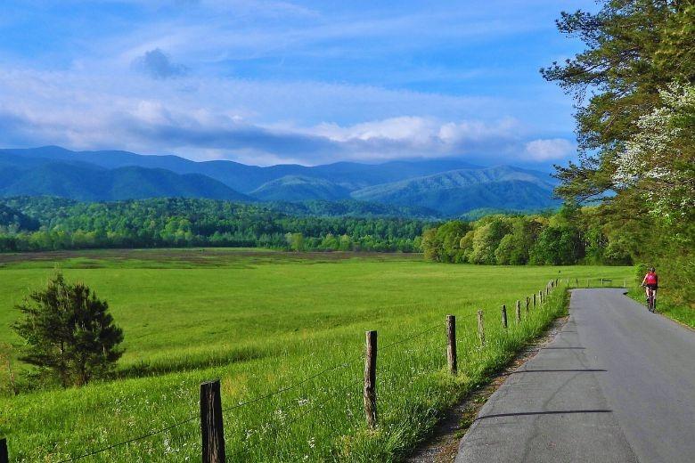 cades-cove-2ACB0200-7CA0-4484-B443FE6B8B25E416.jpg