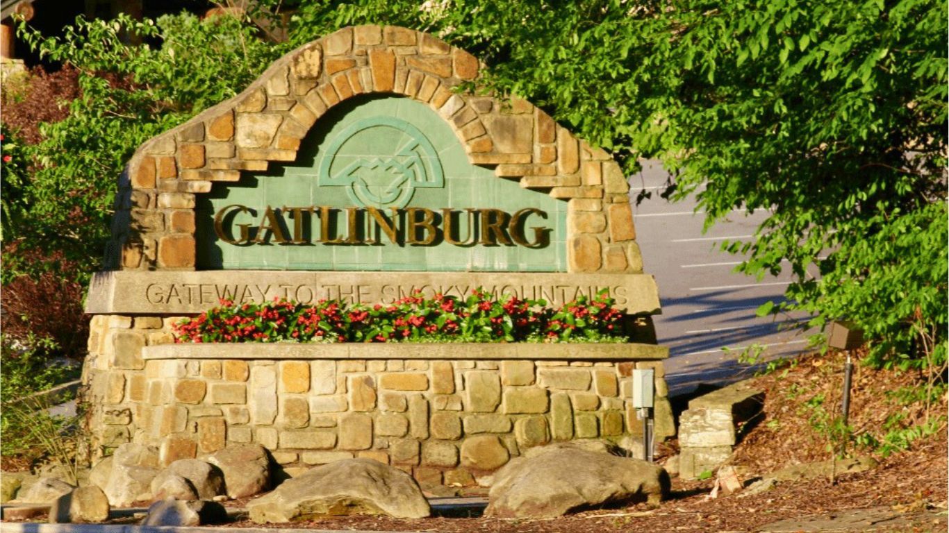 7 Great Things to Know About Gatlinburg, Tennessee 7 Great Things to Know About Gatlinburg, Tennessee