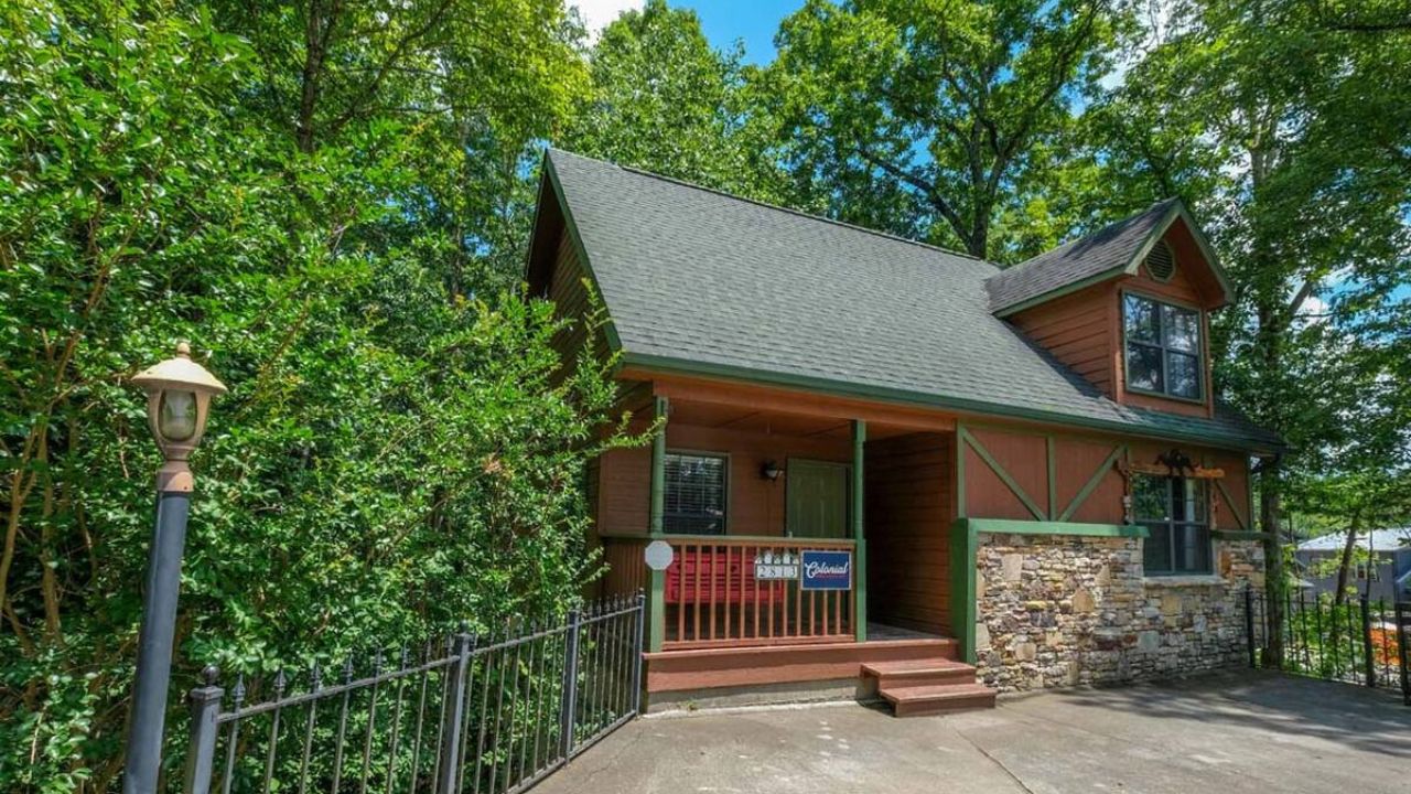 4 Best Cabins in Pigeon Forge Near Dollywood 4 Best Cabins in Pigeon Forge Near Dollywood