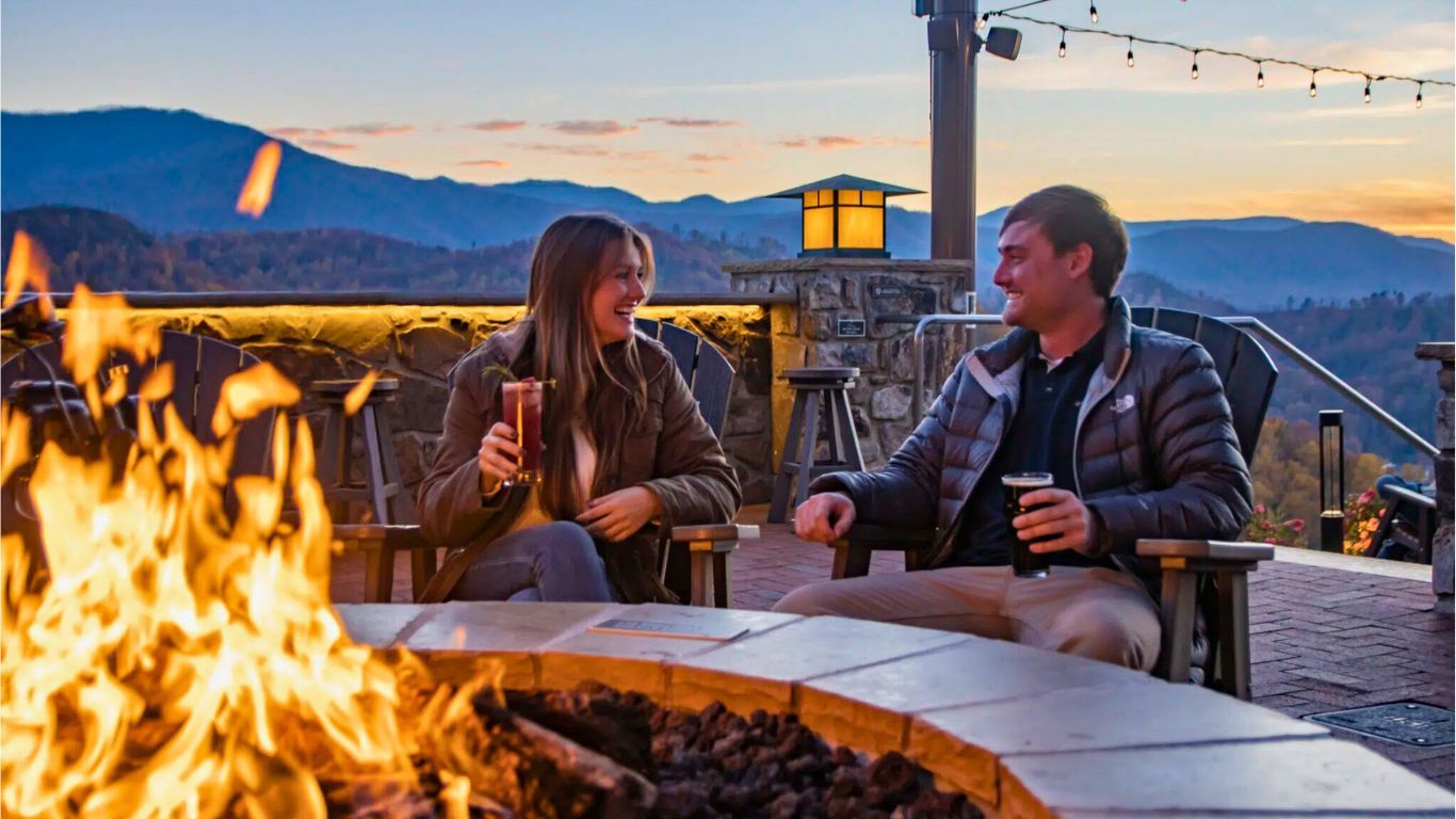 Unique Date Night Ideas in Gatlinburg Unique Date Night Ideas in Gatlinburg