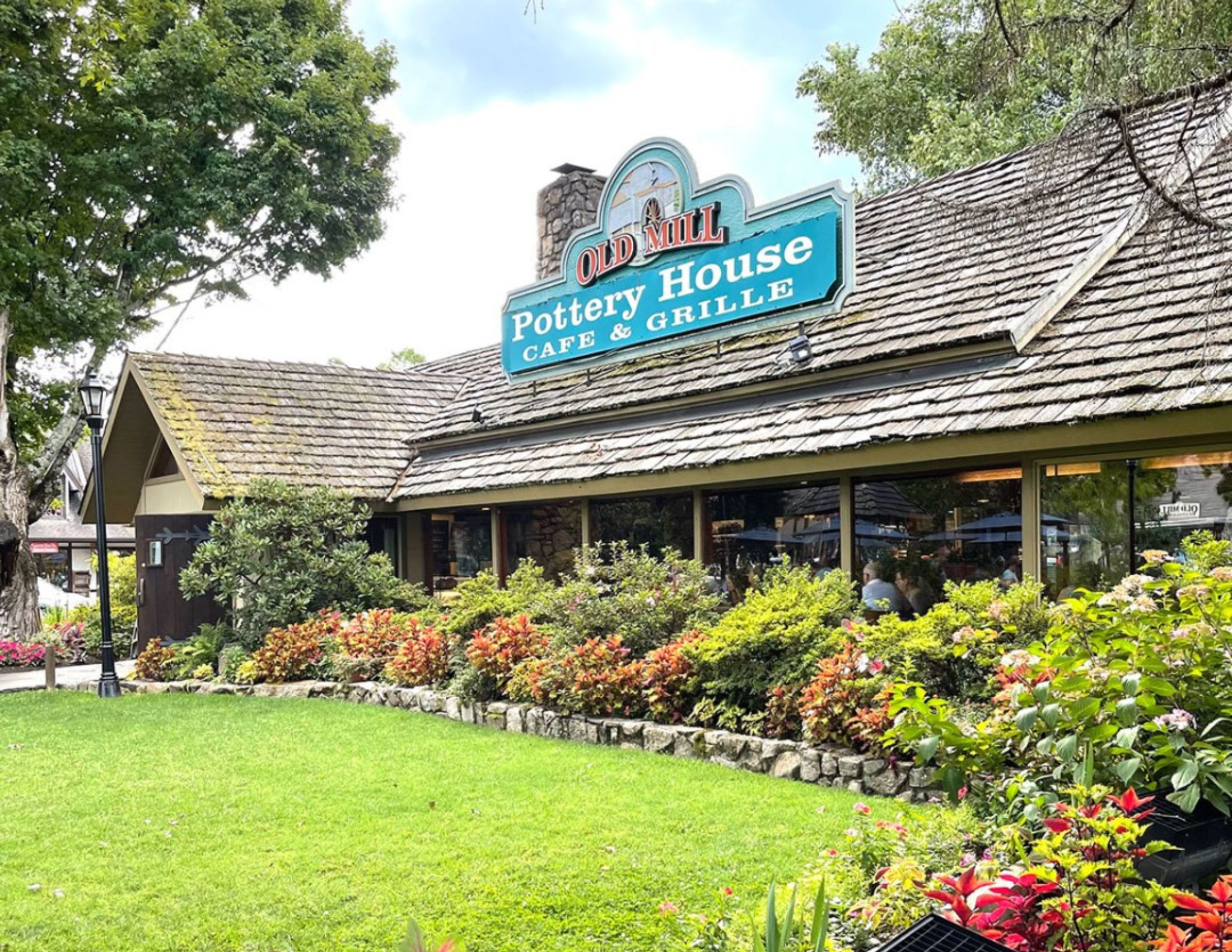 Old Mill Pottery House Cafe in Pigeon Forge Old Mill Pottery House Cafe in Pigeon Forge