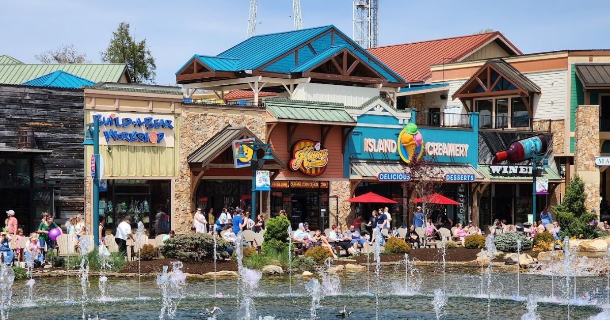 The 5 Best Places to Go Shopping in Pigeon Forge The 5 Best Places to Go Shopping in Pigeon Forge