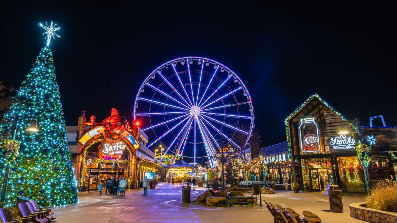 Top 9 Favorite Things to Do at Christmas in Pigeon Forge Top 9 Favorite Things to Do at Christmas in Pigeon Forge