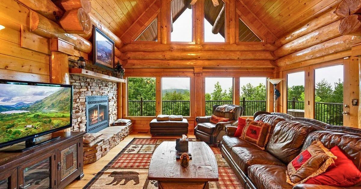 The Best Cabins for a Cozy Spring Weekend in the Smokies The Best Cabins for a Cozy Spring Weekend in the Smokies