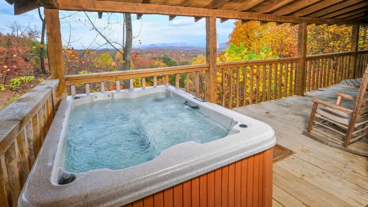 5 Unbelievably Romantic Cabin Getaways with Hot Tubs 5 Unbelievably Romantic Cabin Getaways with Hot Tubs