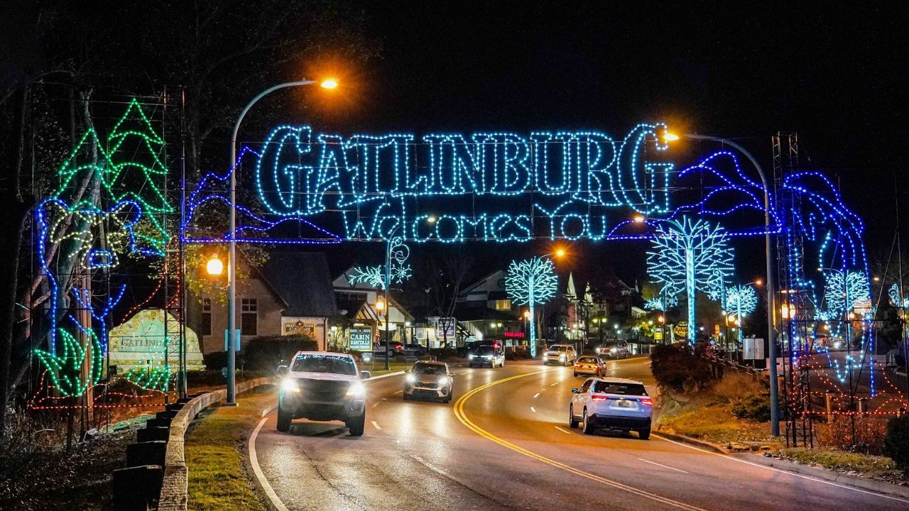 Holiday Lights and Decorations: Must-See Displays in the Smokies Holiday Lights and Decorations: Must-See Displays in the Smokies