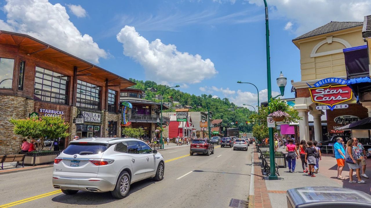 Top 10 Things to Do in Gatlinburg When the Weather is Perfect Top 10 Things to Do in Gatlinburg When the Weather is Perfect