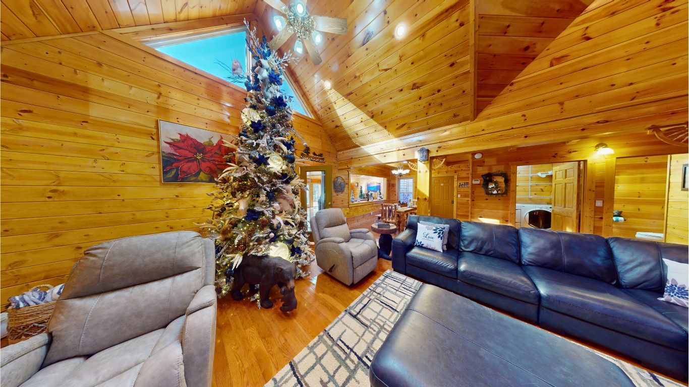 Top 10 Reasons to Spend Christmas in a Pigeon Forge Cabin Top 10 Reasons to Spend Christmas in a Pigeon Forge Cabin