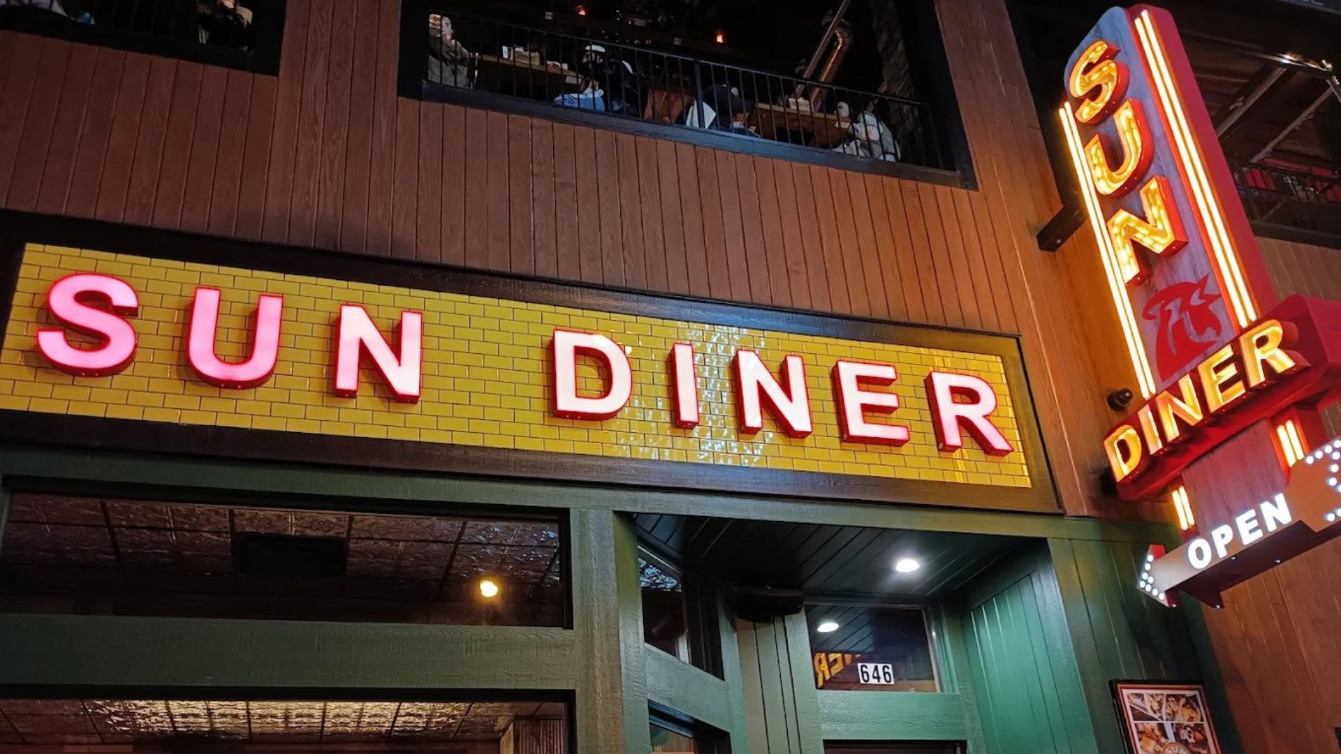 Sun Diner Sun Diner