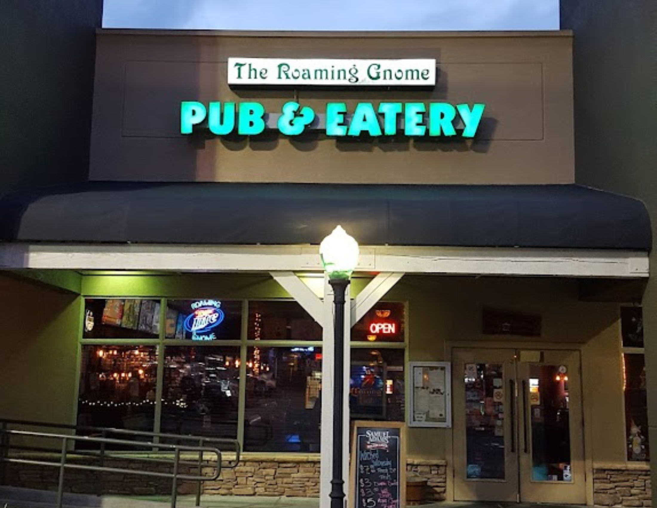 The Roaming Gnome Pub and Eatery The Roaming Gnome Pub and Eatery