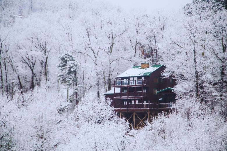 Does_it_Snow_in_Gatlinburg.jpg