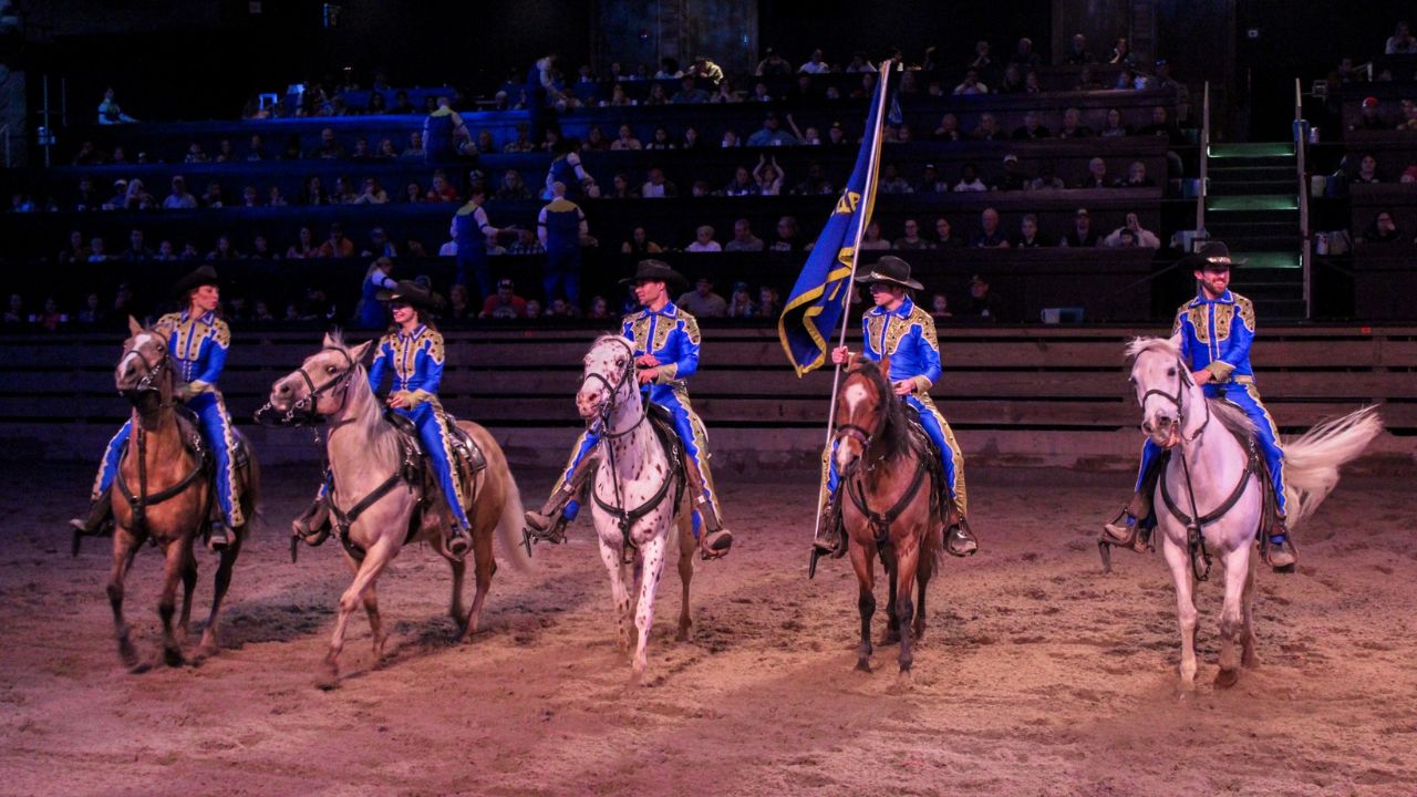 Top 12 Must-Do Things in Pigeon Forge Top 12 Must-Do Things in Pigeon Forge