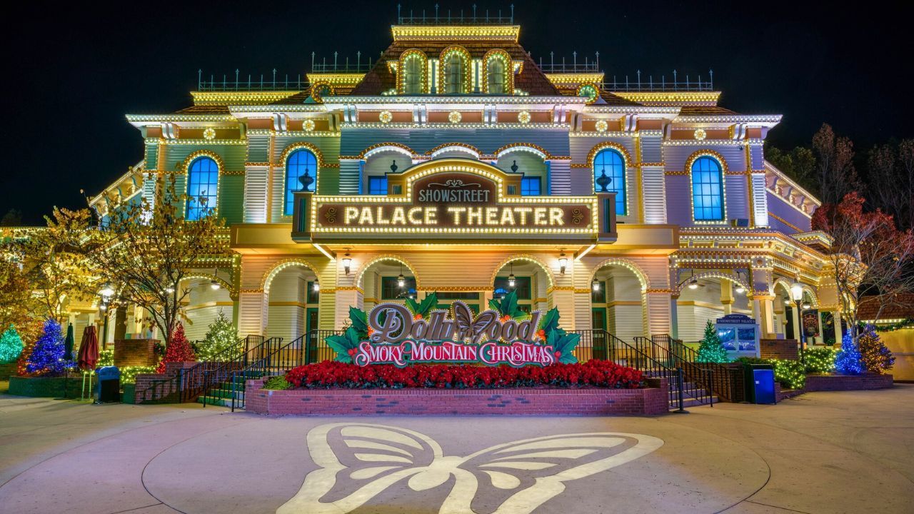 Everything You Need to Know About Christmas at Dollywood Everything You Need to Know About Christmas at Dollywood