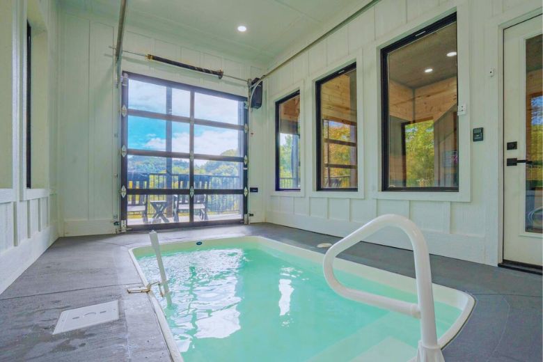 Ultimate_Guide_to_Cabin_Rentals_with_Private_Pools.jpg