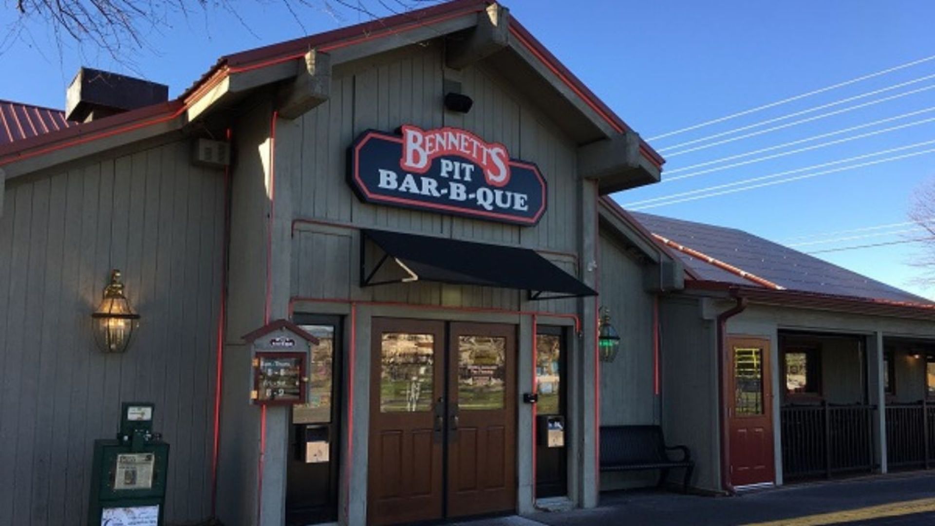 Bennett's Pit Bar-B-Que Bennett's Pit Bar-B-Que