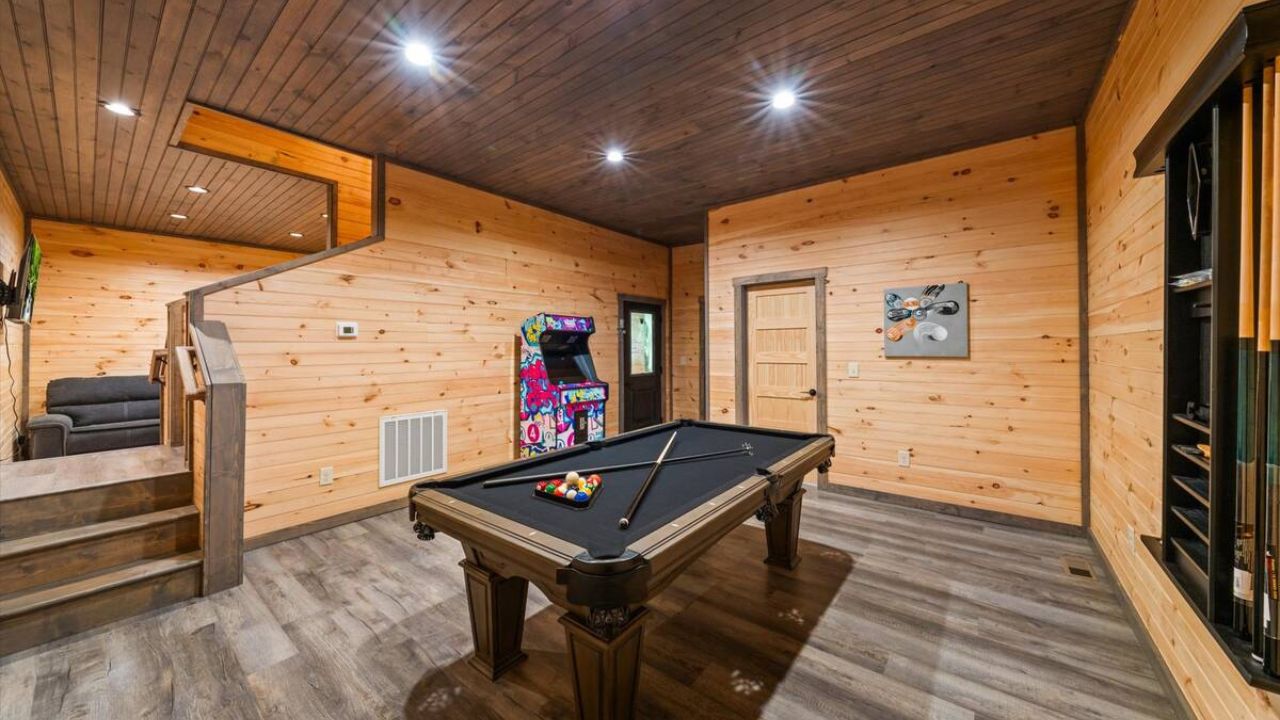 Finding the Best Deals on Smoky Mountain Cabins Based on Season Finding the Best Deals on Smoky Mountain Cabins Based on Season