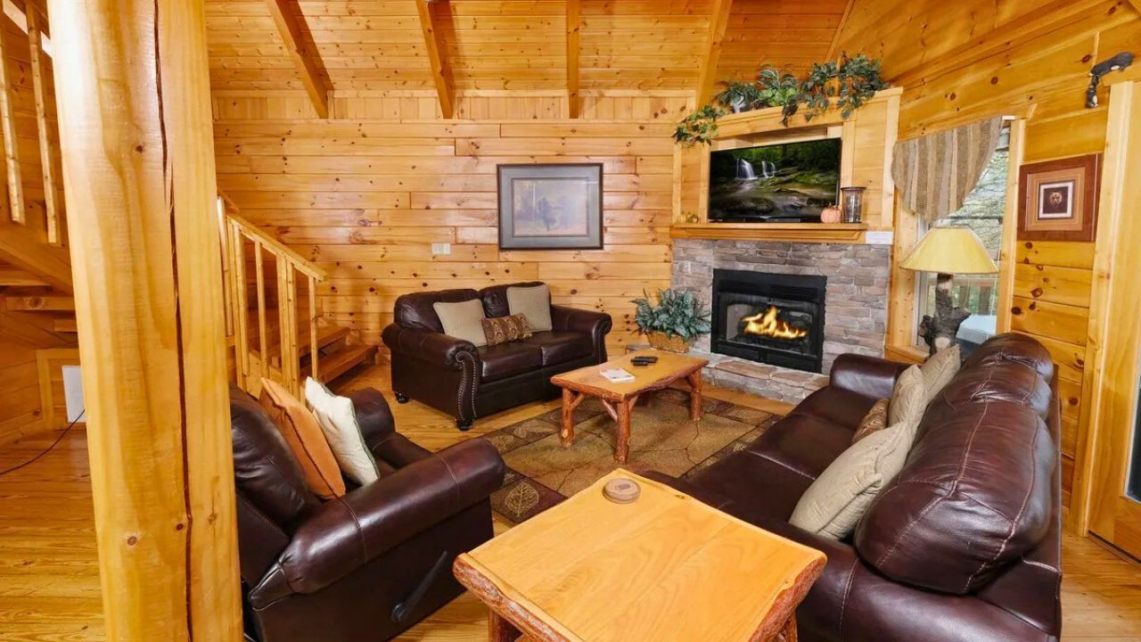 Best Time of Year to Rent a Cabin in Gatlinburg Best Time of Year to Rent a Cabin in Gatlinburg
