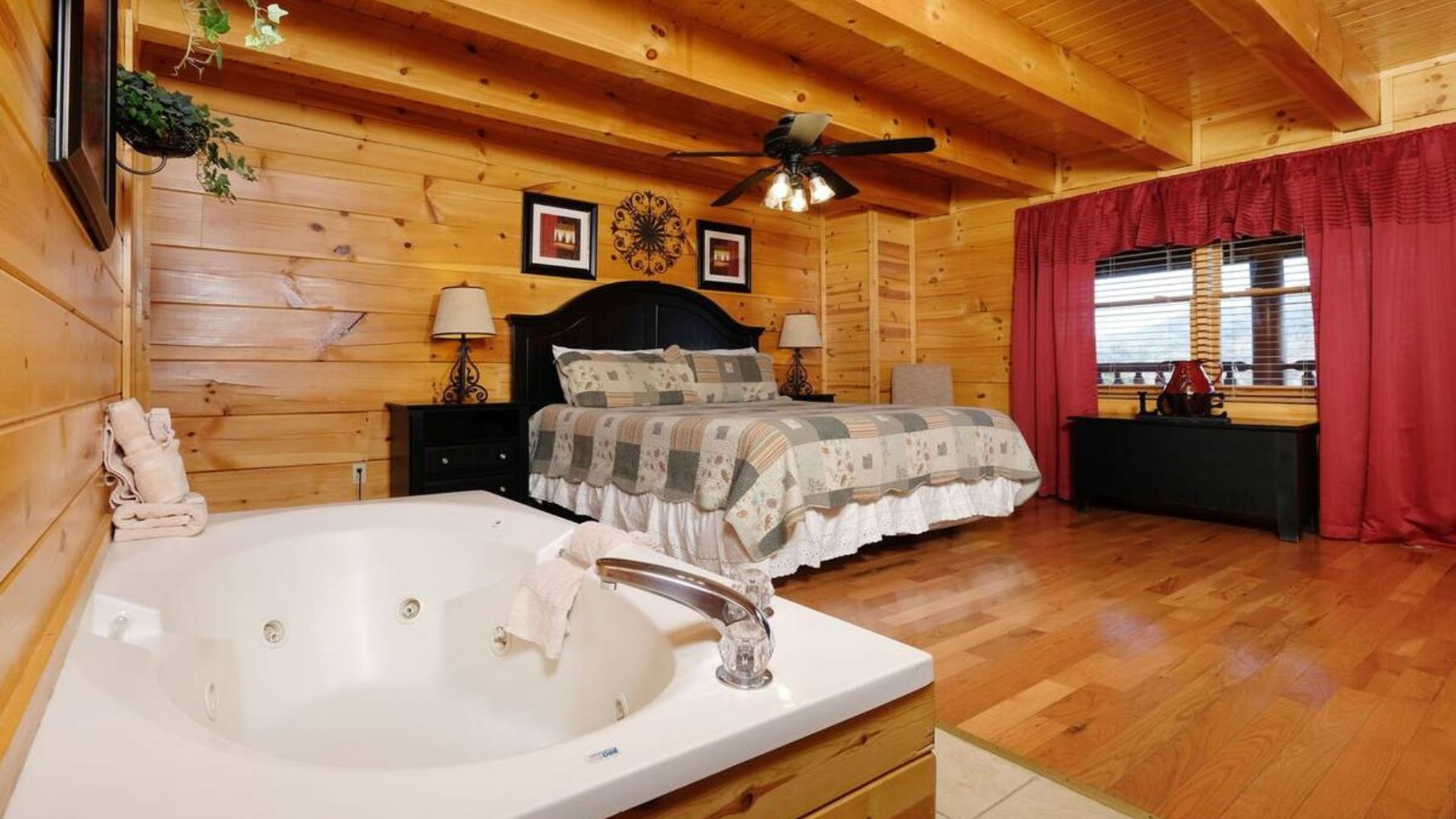 The 10 Best Cabins for Couples in Pigeon Forge The 10 Best Cabins for Couples in Pigeon Forge