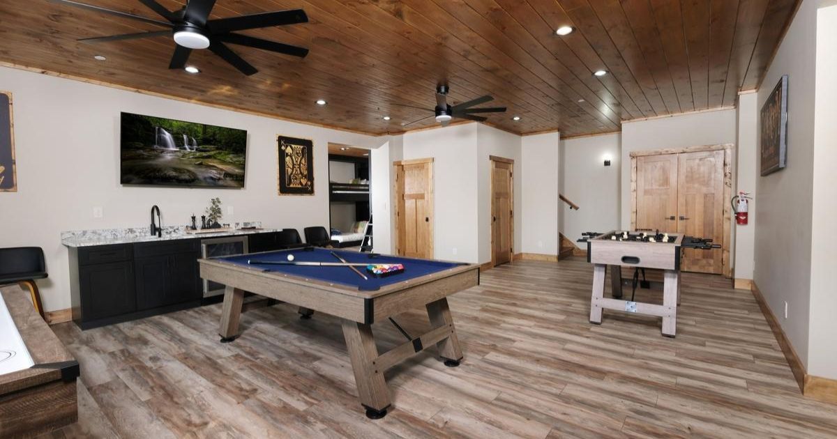 Top Luxury Features: Colonial Properties' Cabins Top Luxury Features: Colonial Properties' Cabins