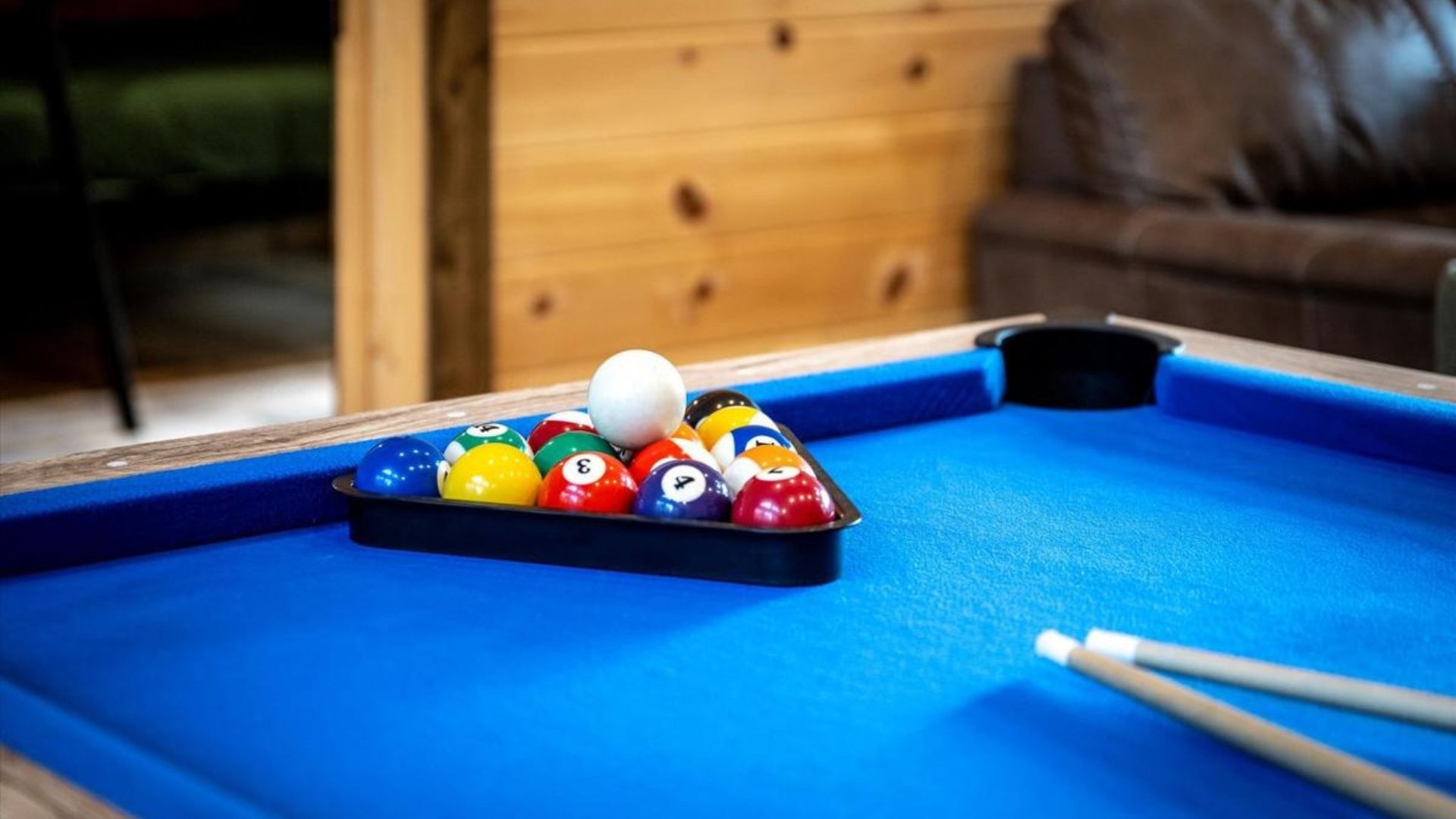 Cabins with a Pool Table