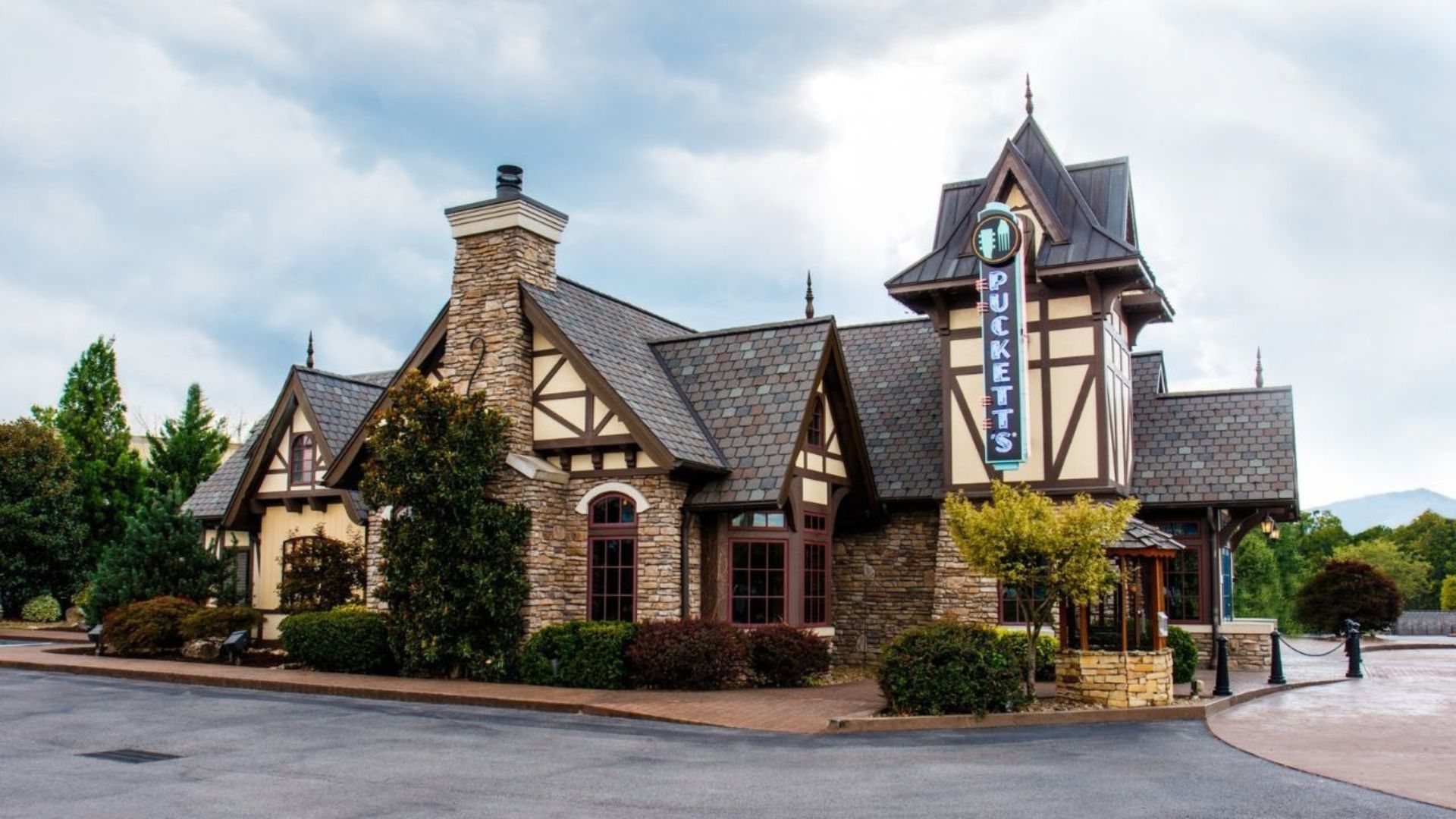 Puckett's Restaurant Puckett's Restaurant
