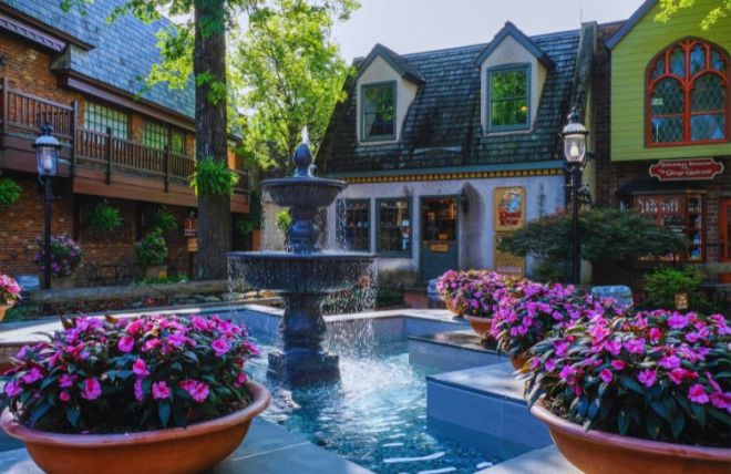 5 Most Iconic Places to See in Gatlinburg