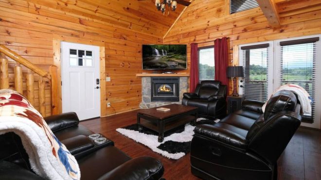 Exceptional Cleanliness and Quality with Colonial Properties' Vacation Rental Management