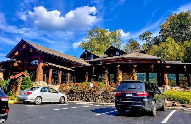 8 Restaurants Open Thanksgiving Day in Gatlinburg