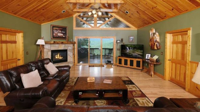 Best Times to Buy a Cabin in Gatlinburg: Unlocking the Seasonality of Real Estate