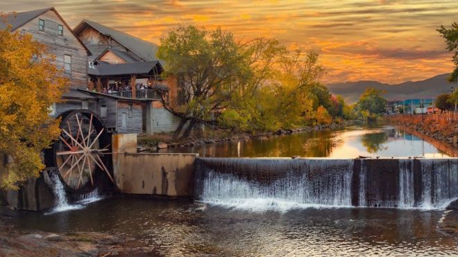 6 Must-Visit Stores at The Old Mill in Pigeon Forge
