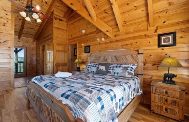 8 Reasons to Rent a Romantic Gatlinburg Cabin