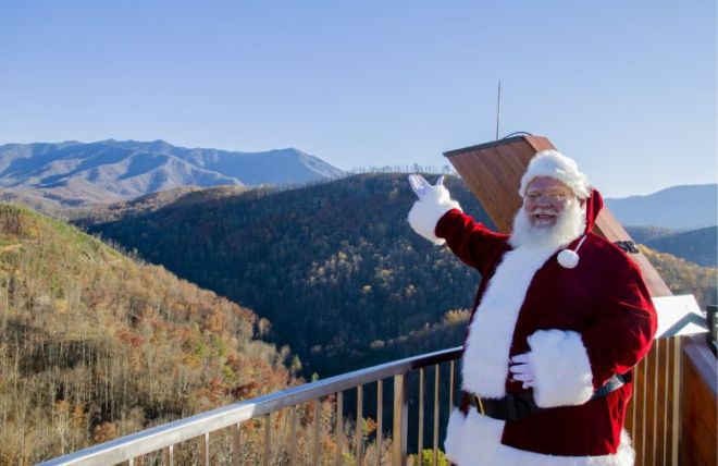 Where to Find Santa Claus in Gatlinburg and Pigeon Forge