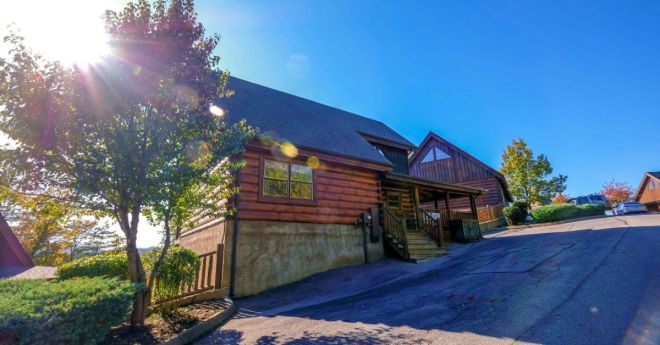 Vacation Rentals: The Pros & Cons for Property Owners