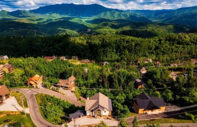 Top Cabins in Gatlinburg's Chalet Village