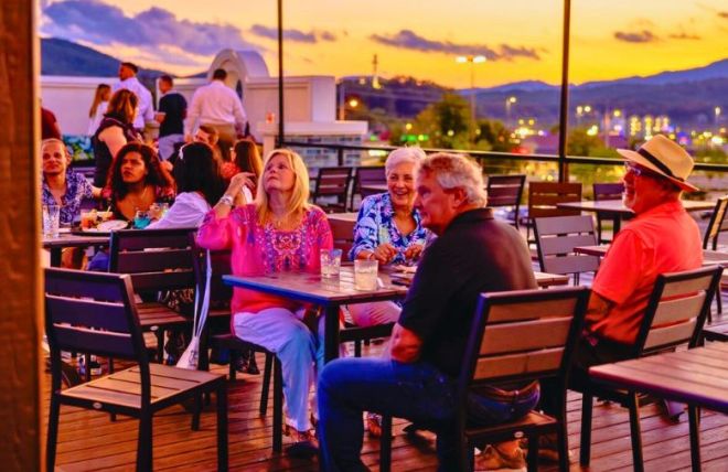 Top 8 Best Activities in Pigeon Forge for Older Adults
