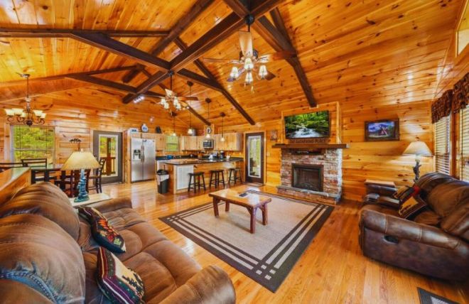Why Our Pigeon Forge Cabins are Ideal for Your Winter Family Vacation