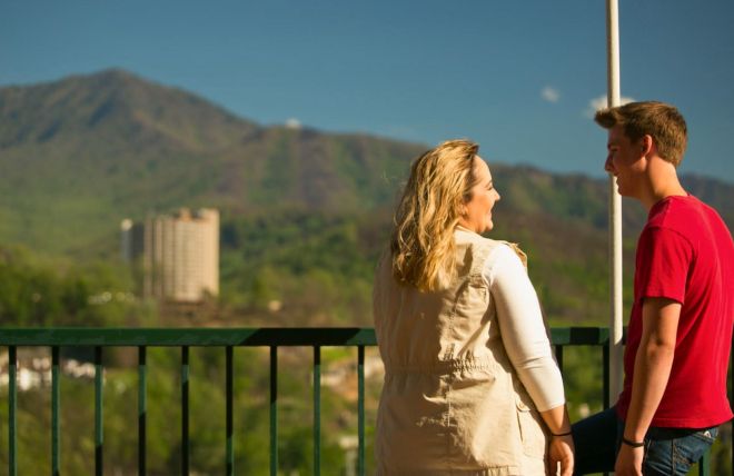 Best Things to Do in Gatlinburg for Couples (Romantic Guide)
