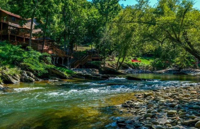 Top Gatlinburg Riverfront Cabin Rentals