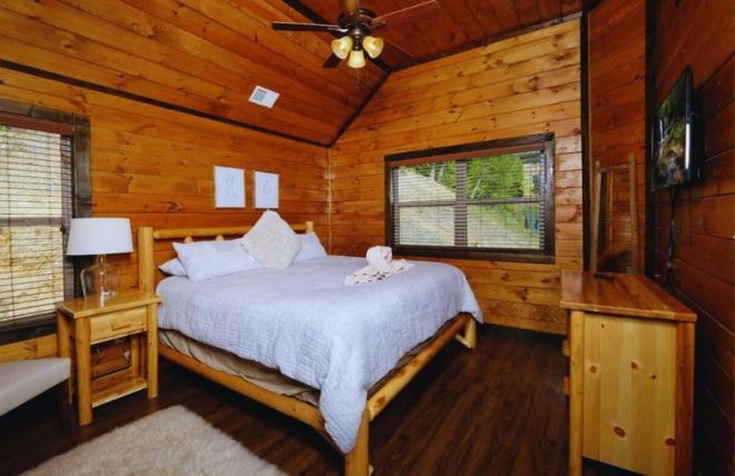 Valentine’s Day Weekend: A Perfect Stay in Our Gatlinburg Cabins