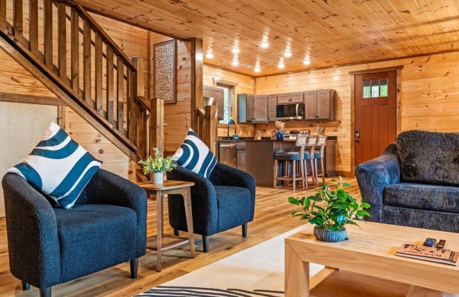 Is it Cheaper to Stay in a Cabin in Gatlinburg or Pigeon Forge?