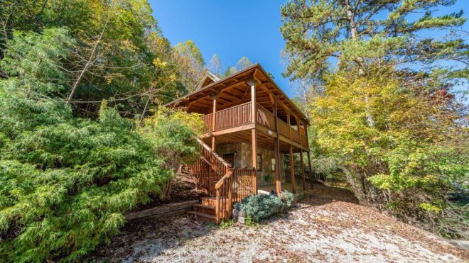 ELEVATE Your Airbnb Experience With Top Property Management Services