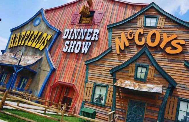 3 Best Dinner Shows in Pigeon Forge