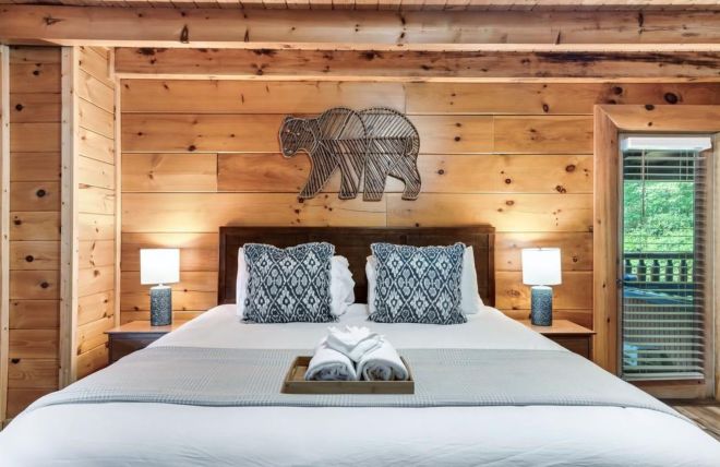 Preparing Your Cabin for Snowbird and Off-Season Renters