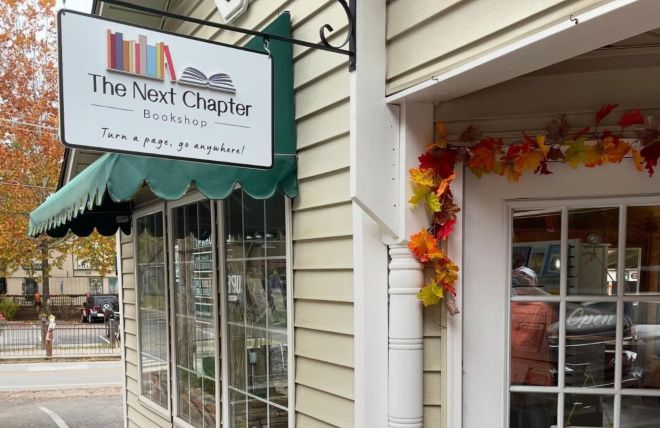 A Guide to Local Bookstores and Reading Spots in the Smokies