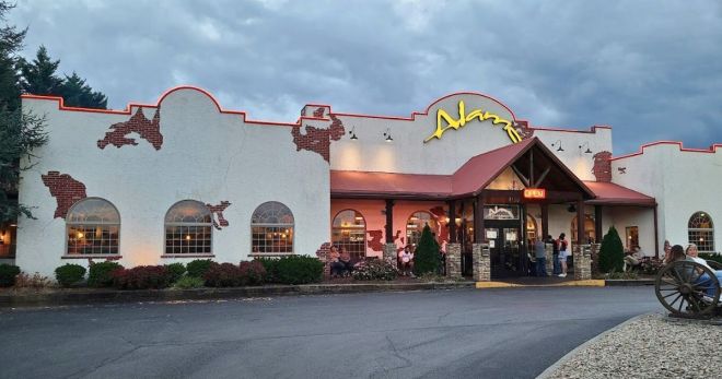 Restaurants That Take Reservations in Gatlinburg and Pigeon Forge