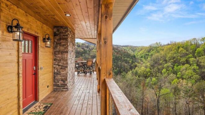 A Step-By-Step Guide to Buying a Vacation Rental Cabin