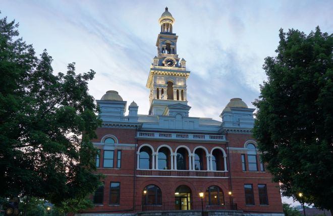 6 Things to Do in Historic Downtown Sevierville TN