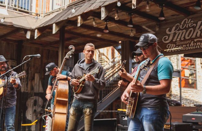 Best Places to Hear Live Music in Gatlinburg, TN
